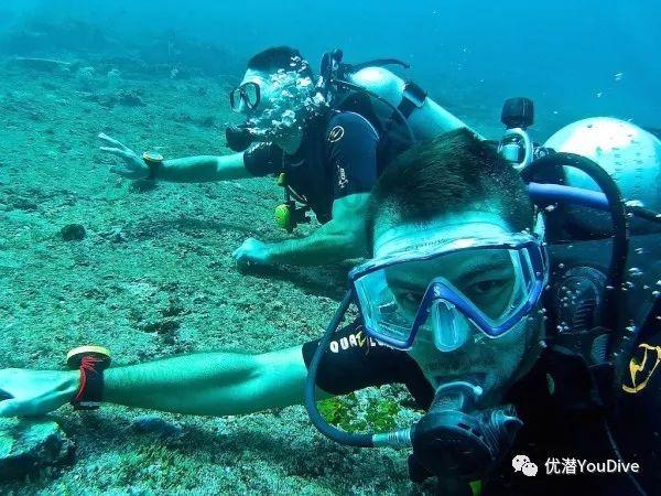 物管股随内房股走高 华润万象生活及旭辉永升服务均涨逾6%